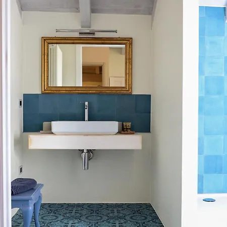 Casabella كاستيلّيتّو سوبرا تي